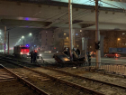 Ночная авария с «пятнадцатой» и столбом в центре Волгограда попала на видео