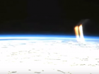 Заснятое МКС светящееся НЛО вблизи Земли, поразило и волгоградцев