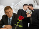 Гей потребовал у волгоградского депутата жениться  