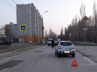 Водитель на Renault сбил женщину на переходе в Краснооктябрьском районе Волгограда