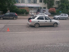 На западе Волгограда 19-летний парень на учебном авто сбил пешехода