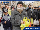 И одели, и накормили: в Волгограде помогают обездоленным пенсионерам