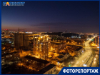 Завораживающий ночной Волгоград с высоты птичьего полета заснял фотограф