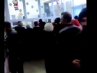 Камышане сняли на видео гигантские очереди в местную поликлинику