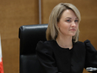Красотка из волгоградской облдумы сменила фамилию