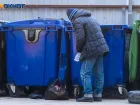 Экстремальный гололед заблокировал вывоз мусора в Волгограде