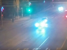 Эффект домино на дороге устроил в Волгограде водитель «пятнадцатой»: видео