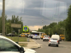 Под Волгоградом внедорожник протаранил маршрутку: трое пострадали 