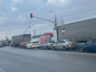«Добро пожаловать в пробку!»: мост на юге Волгограда закрыли на ремонт