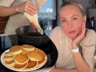 Рецепт пышных оладьев раскрыла звезда "Дом-2" Наташа Варвина 