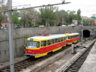 В Волгограде вот-вот сойдет с рельс скоростной трамвай