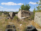 Туристический «маршрут позора» проложили под Волгоградом к выброшенным с Мамаева кургана барельефам
