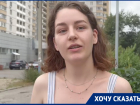 Машина провалилась в канализационный люк в Волгограде: видео