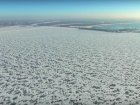 Ледяную пустыню на Волгоградском водохранилище сняли с высоты птичьего полета