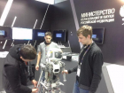 Студенты из Волжского разработали антропоморфного робота
