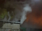 В Волгограде «БМВ» сгорела на стоянке во дворе