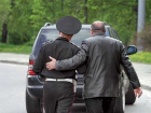 В Волгограде полицейские-взяточники проведут в колонии 17 лет на троих