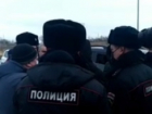 В Волгограде попало на видео задержание бастующих таксистов