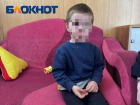 "Молчит, не говорит ничего": двухлетнего ребенка нашли на улице в Волгограде 
