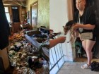 Ели пакеты и очень хотели пить: жуткие подробности о спасенных из квартиры-мусорки в Волгограде