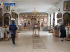 Храмы на Пасху в Волгограде не закроют: в епархии посоветовали слушаться волонтеров и надевать маску