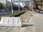 С тротуаров в Волгограде начали сдирать асфальт