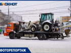 Очередной снегопад испытал на прочность Волгоград: заснеженные улицы города в объективе фотографа