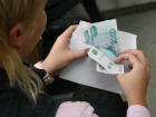 Минимальная зарплата волгоградцев выросла до 10 тысяч рублей