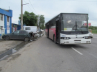  В Волгограде "десятка" протаранила автобус: пассажир в больнице