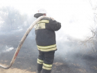 Тушение пожара перед ТРК "Комсомолл" попало на видео в Волгограде