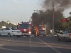 Горящий автомобиль BMW на проспекте Жукова в Волгограде попал на видео