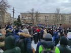 В Волгограде протестуют сторонники Навального: смотрим видеотрансляцию