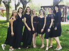 Красавицы из волгоградского "Динамо" оделись в элегантные черные платья