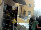 В Волгограде из горящего дома спасли 15 человек и декоративную собачку
