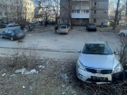 В центре Волгограда водитель Kia сбил пешехода и протаранил две машины