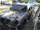На севере Волгограда злоумышленники сожгли Mercedes и Skoda