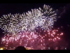 Десять фейерверков на День Победы прогремели в Волгограде: видео 