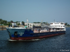 Нефтеналивной танкер чуть не ушел с молотка в Волгограде