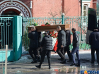 В Казанском соборе прошло отпевание 19-летнего волгоградца, убитого у ночного клуба Loft