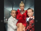 «Скоро здесь будут люди»: известные блогеры показали на видео, как готовятся к ParkSeason Fest