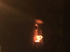 На Аллее Героев в многоэтажке на балконе полыхал пожар