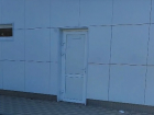 «Ларьки с фастфудом есть, а туалета – нет»: от волгоградцев спрятали уборную