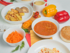 В школах Волгограда появилось весеннее меню: больше витаминов для здоровья детей