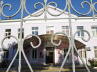 «Все помнят Беслан?»: госфинансирования на охрану школ требуют родители в Волгограде