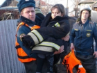 Девочка провалилась под лед в затопленном районе Волгоградской области