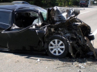 В лобовом столкновении Great Wall и Toyota Camry в Волгограде пострадала 30-летняя автоледи