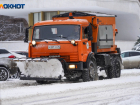 Мэрия Волгограда бросила урезанный состав спецтехники на уборку последствий снегопада 