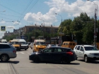 ДТП с двумя маршрутками собрало в Волгограде огромную пробку в час пик