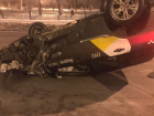 Автомобиль «Яндекс. Такси» перевернулся на крышу в Волгограде 