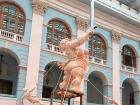 Известный политолог потребовал реакции от руководства Волгограда на пародию скульптуры "Родина-мать"